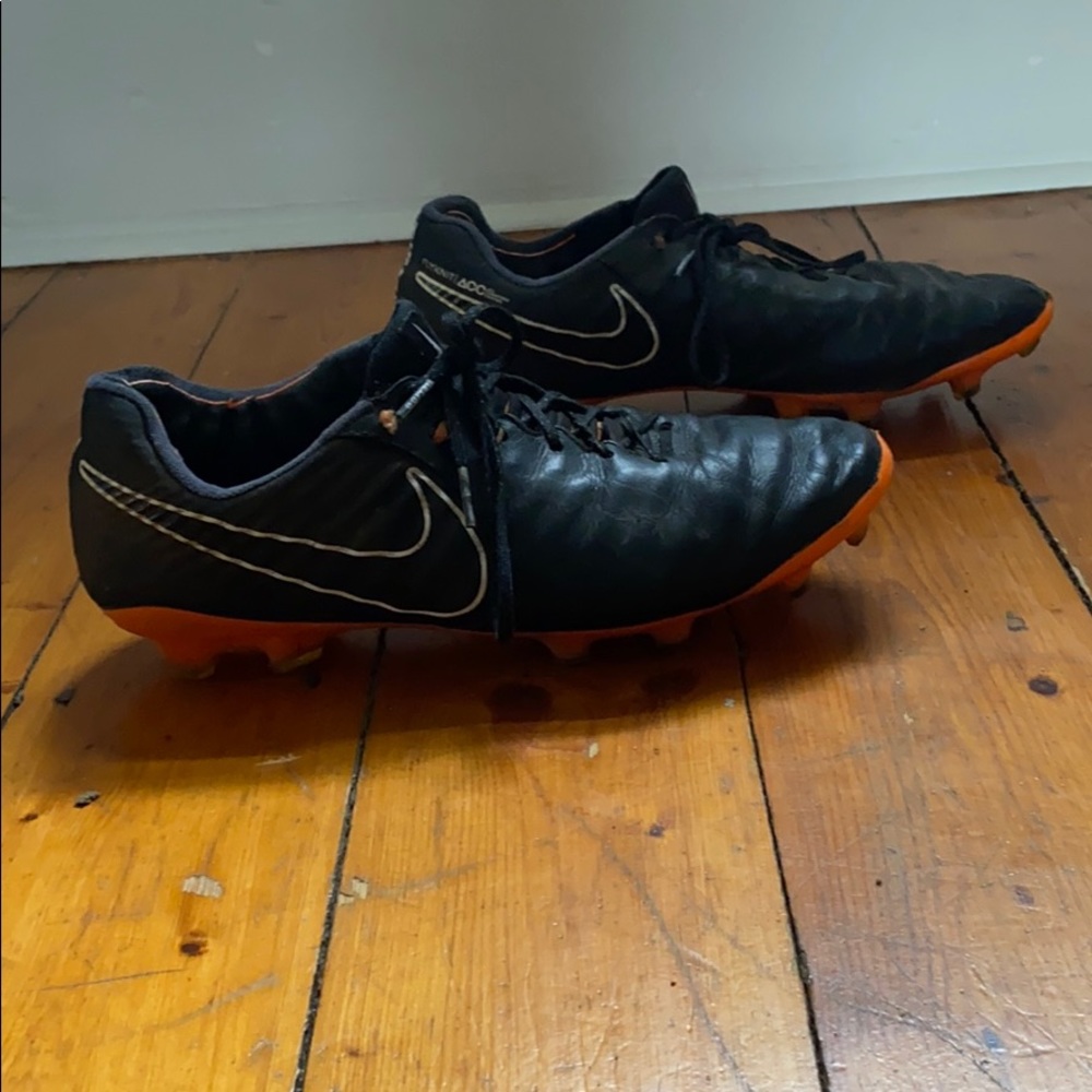 Nike Tiempo Legends